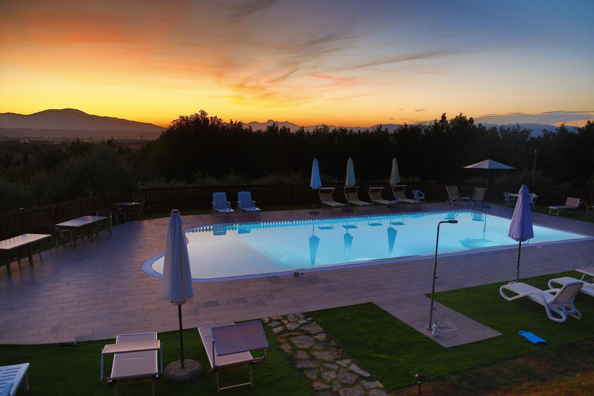 Agriturismo Cascina Cipressa San Romano  Exterior foto
