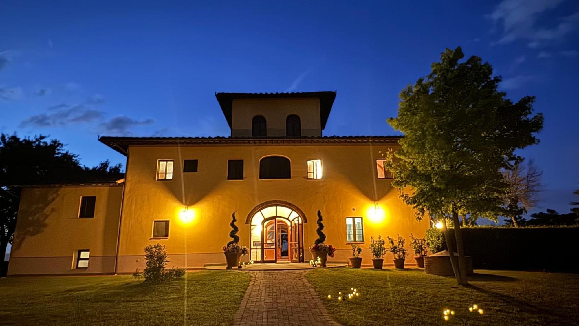 Agriturismo Cascina Cipressa San Romano  Exterior foto